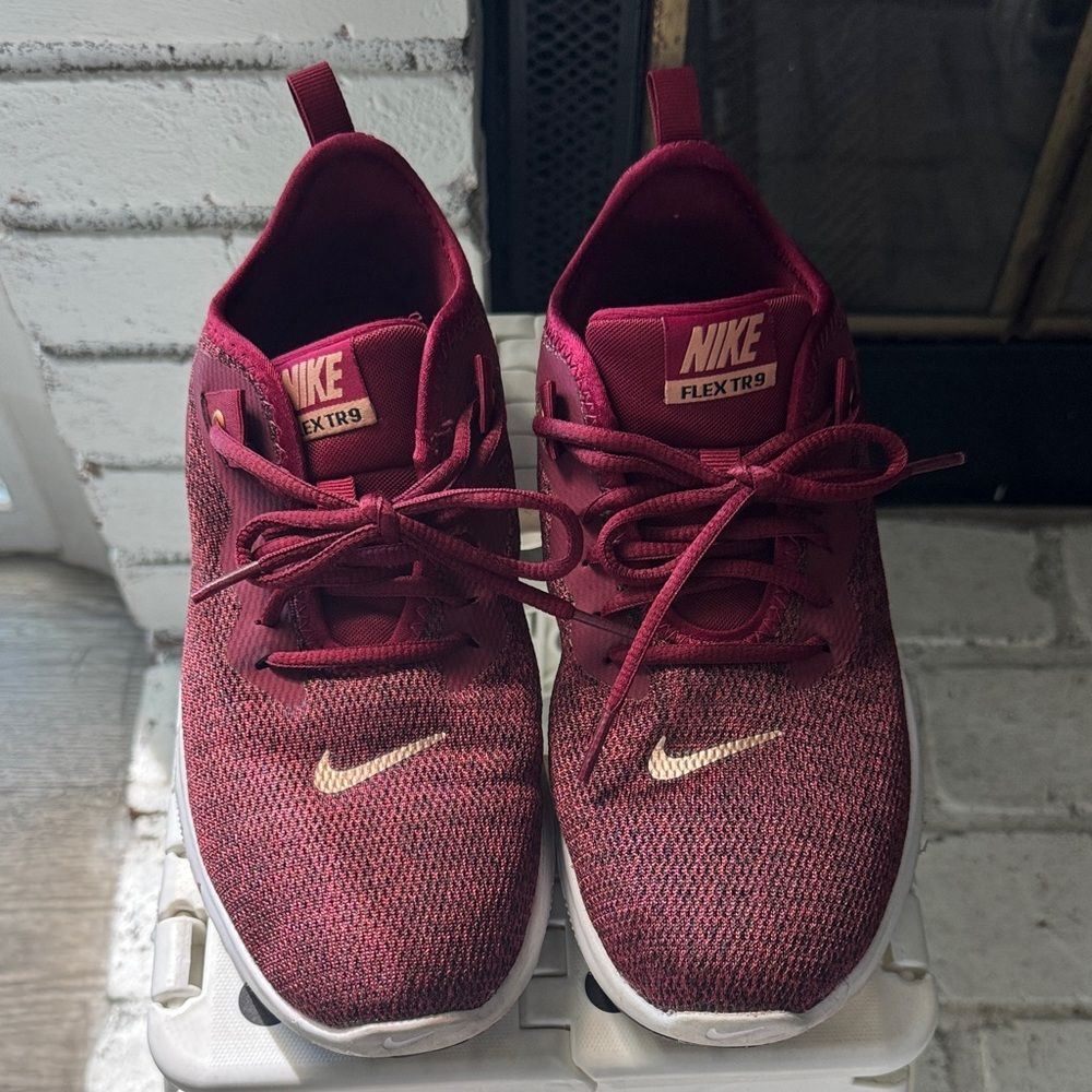 Nike Flex Trainer 9 cross-training shoes Team Red/Metallic Copper color size 8.5 - Picture 2 of 5